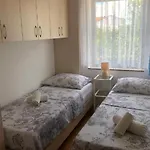Apartmán In Mit Garten Und Terrasse By Interhome *